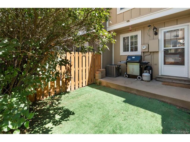 15497 E Louisiana Ave, Aurora, CO 80017