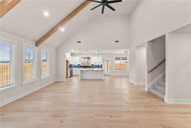 1460 Dresden Drive, Centerton, AR 72719