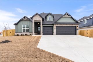 1460 Dresden Drive, Centerton, AR 72719