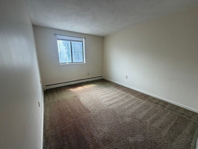 200 Governor's Dr 13, Winthrop, MA 02152