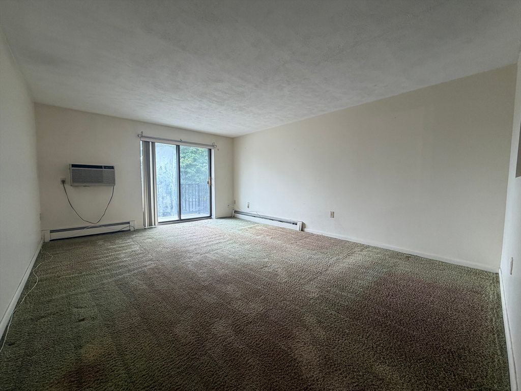 200 Governor's Dr 13, Winthrop, MA 02152