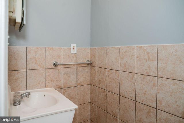 2630 E MONUMENT ST, Baltimore, MD 21205