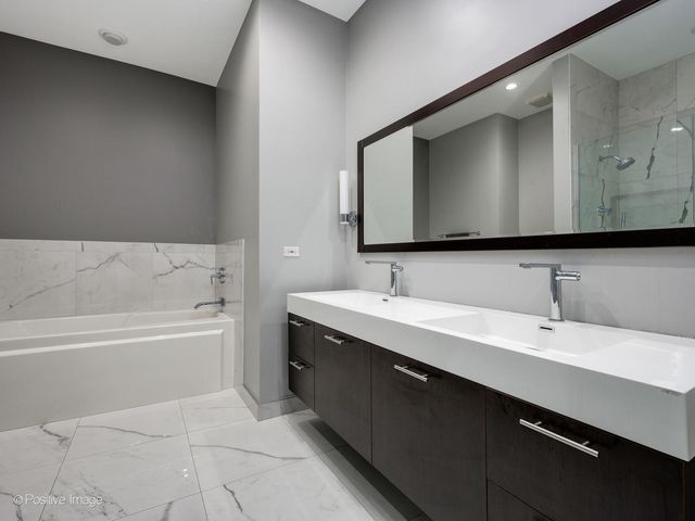 360 W ILLINOIS Street 10F, Chicago, IL 60654