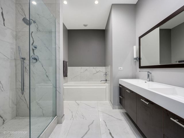 360 W ILLINOIS Street 10F, Chicago, IL 60654