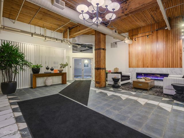 360 W ILLINOIS Street 10F, Chicago, IL 60654