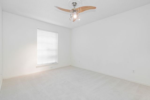 926 Green Canyon Drive, Mesquite, TX 75150