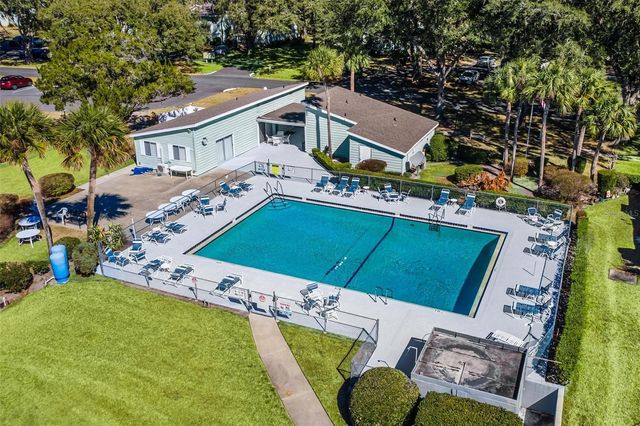 574 MIDWAY DRIVE B, Ocala, FL 34472