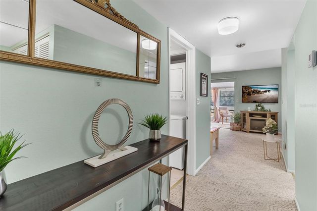 574 MIDWAY DRIVE B, Ocala, FL 34472