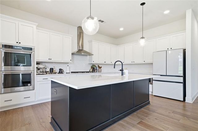 736 Keystone Drive, Woodstock, GA 30188