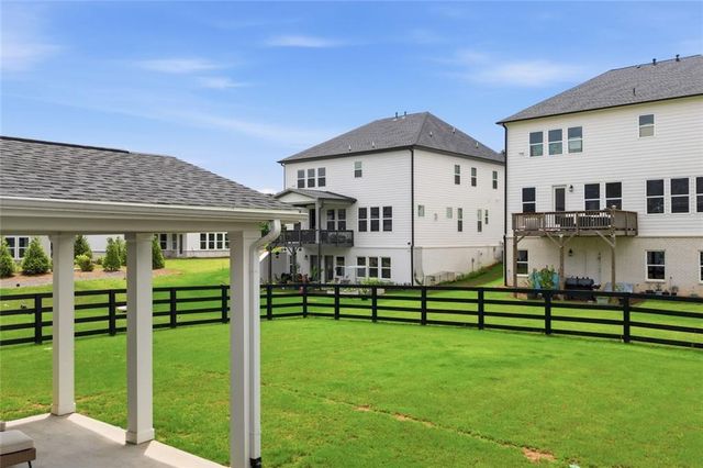 736 Keystone Drive, Woodstock, GA 30188