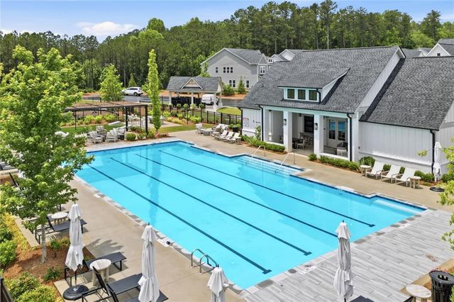 736 Keystone Drive, Woodstock, GA 30188