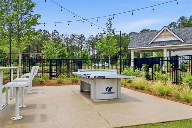 736 Keystone Drive, Woodstock, GA 30188