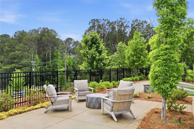 736 Keystone Drive, Woodstock, GA 30188