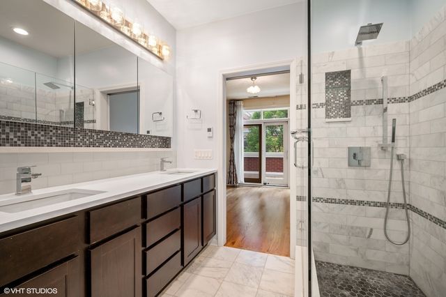 1345 S Indiana Parkway, Chicago, IL 60605