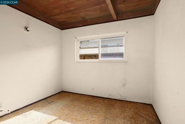 2415 Maine Ave, Richmond, CA 94804