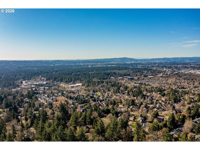 4 TOUCHSTONE 120, Lake Oswego, OR 97035