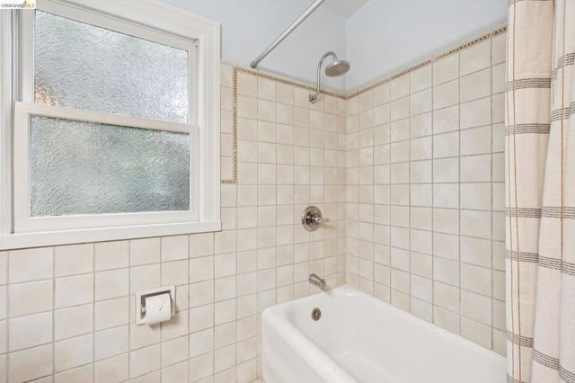 8 Hopkins Ct, Berkeley, CA 94706