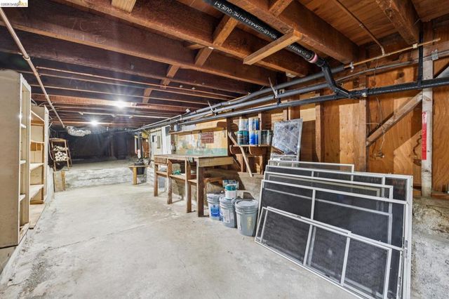 8 Hopkins Ct, Berkeley, CA 94706