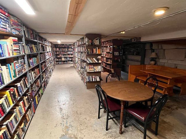 1020 16th Street, Bedford, IN 47421