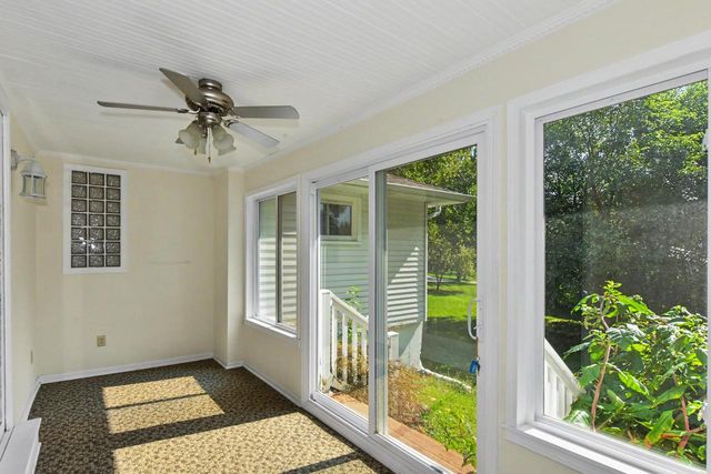 1025 W Cumberland DRIVE, Waukesha, WI 53186