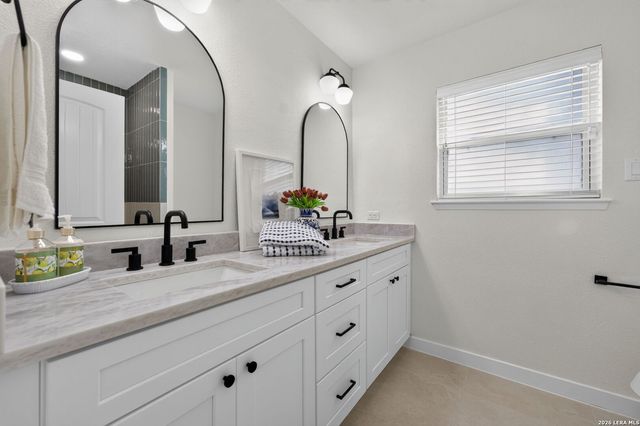 721 BALFOUR DR, Windcrest, TX 78239
