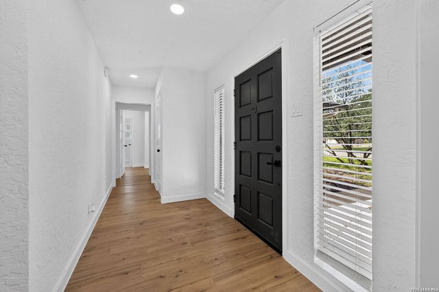 721 BALFOUR DR, Windcrest, TX 78239