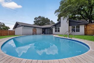 721 BALFOUR DR, Windcrest, TX 78239