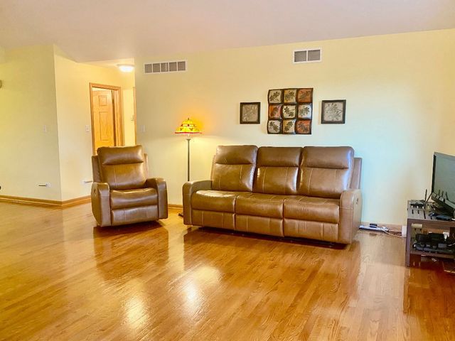 1610 Rolling Pass, Beecher, IL 60401