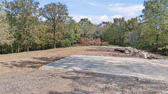 205 Apple Lane, Russellville, AR 72802