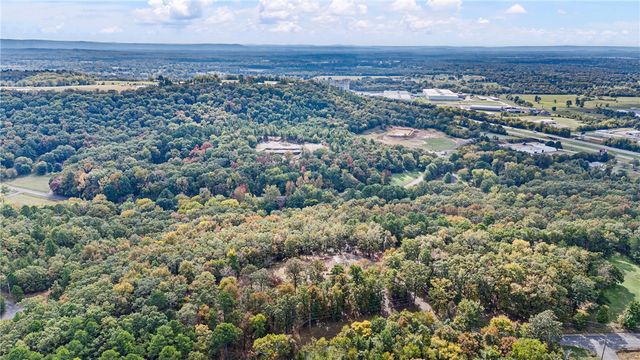 205 Apple Lane, Russellville, AR 72802