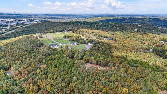 205 Apple Lane, Russellville, AR 72802