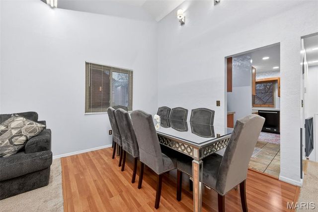 1601 Country Hill Lane, Ballwin, MO 63021