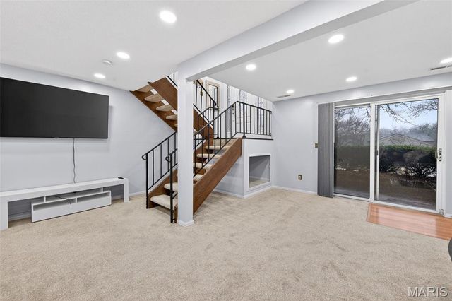 1601 Country Hill Lane, Ballwin, MO 63021