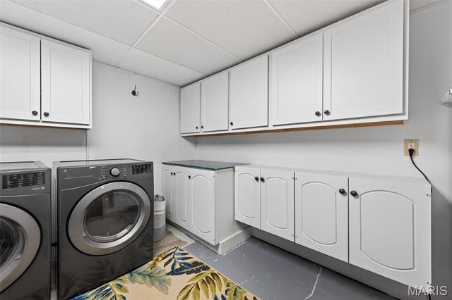 1601 Country Hill Lane, Ballwin, MO 63021