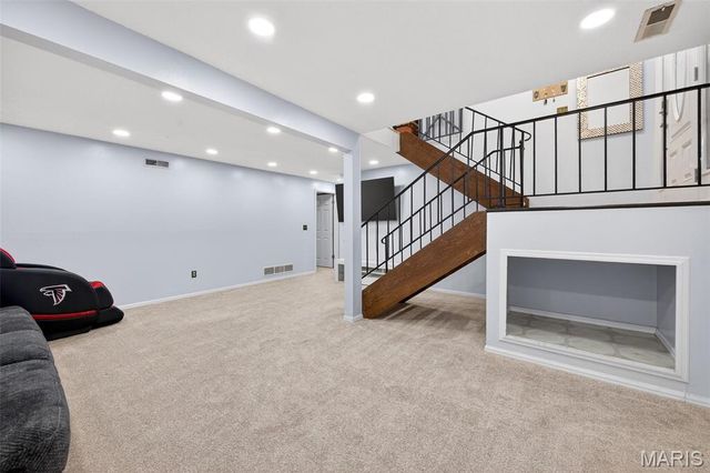 1601 Country Hill Lane, Ballwin, MO 63021