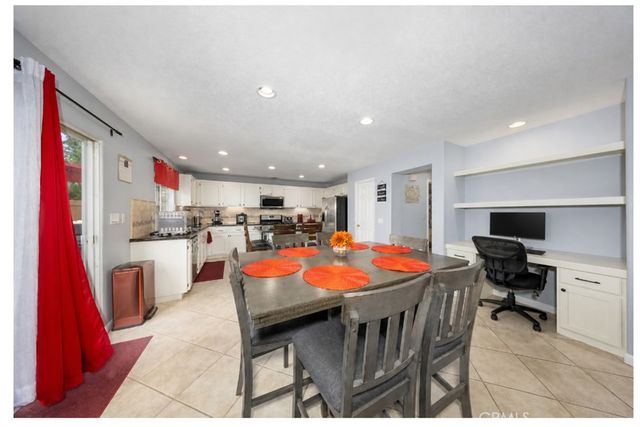 3370 Freeport, Corona, CA 92881