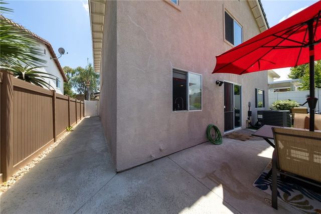 3370 Freeport, Corona, CA 92881