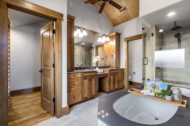 3913 Dome Drive, Addison, TX 75001