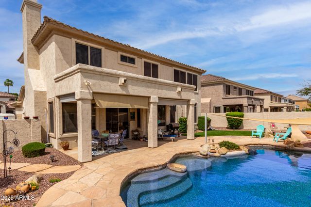 5993 W TOPEKA Drive, Glendale, AZ 85308