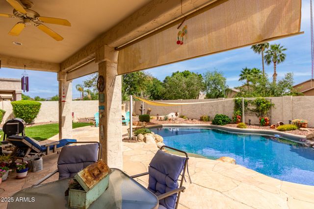 5993 W TOPEKA Drive, Glendale, AZ 85308