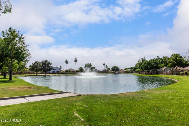 5993 W TOPEKA Drive, Glendale, AZ 85308