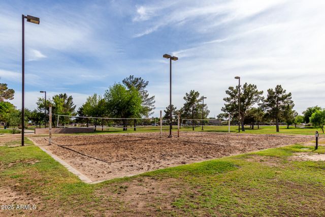 5993 W TOPEKA Drive, Glendale, AZ 85308