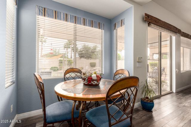 5993 W TOPEKA Drive, Glendale, AZ 85308