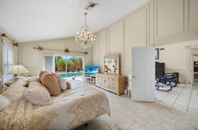 5597 Descartes Circle, Boynton Beach, FL 33472