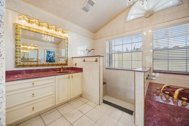5597 Descartes Circle, Boynton Beach, FL 33472
