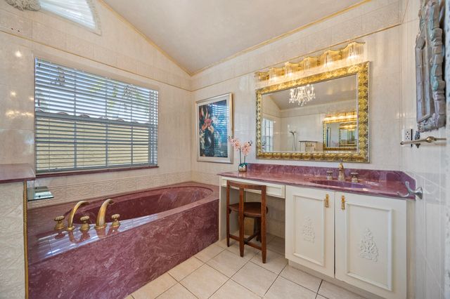 5597 Descartes Circle, Boynton Beach, FL 33472