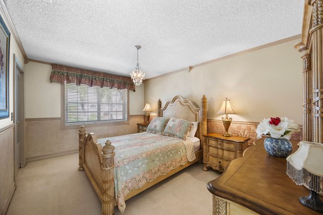 5597 Descartes Circle, Boynton Beach, FL 33472