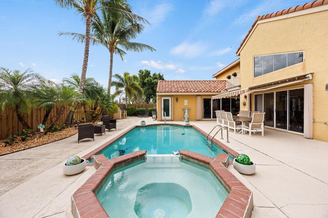 5597 Descartes Circle, Boynton Beach, FL 33472