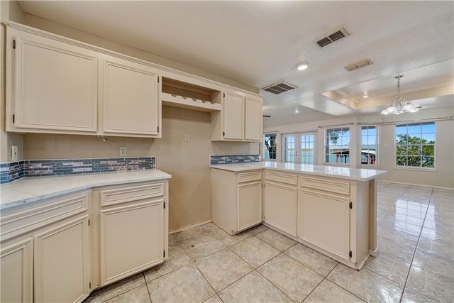 533 Carmel Dr, Sandia, TX 78383