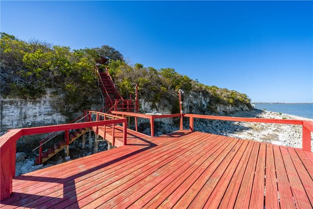 533 Carmel Dr, Sandia, TX 78383